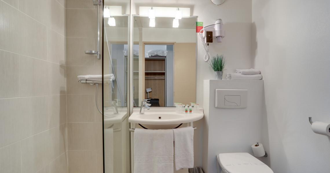Salle de bain 1