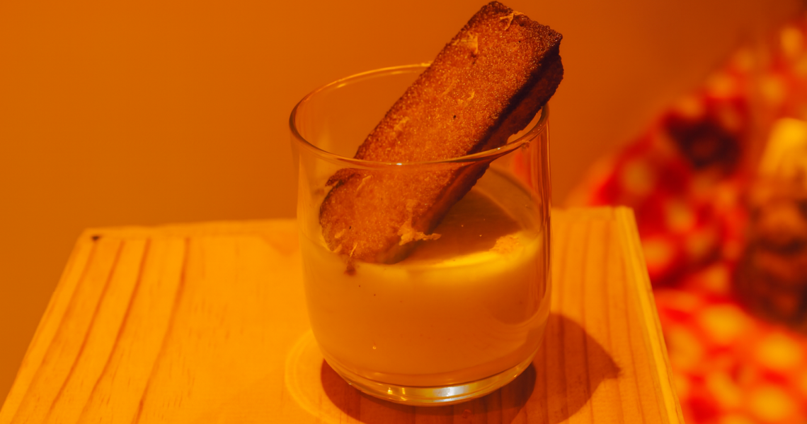 Mousse &agrave; l'orange et son financier &agrave; l'amande