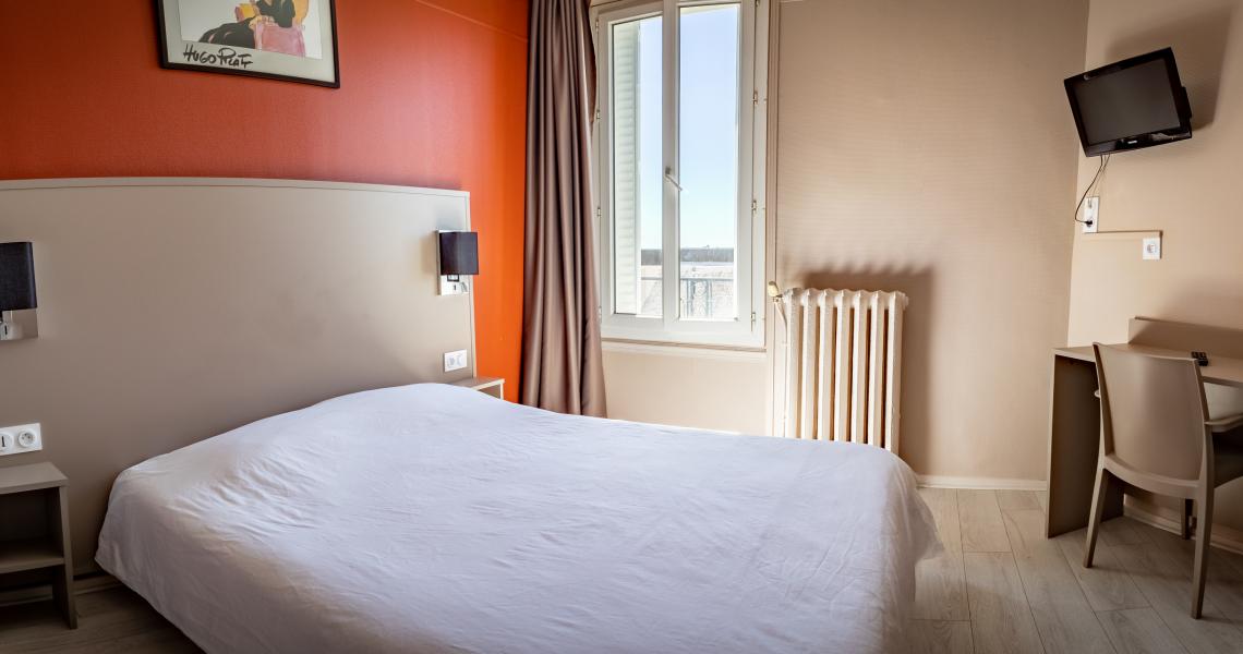 Hotel de la gare chateauroux - chambre double 6