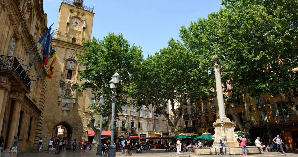 Place de la Mairie - Crédits R.-Cintas-Flores