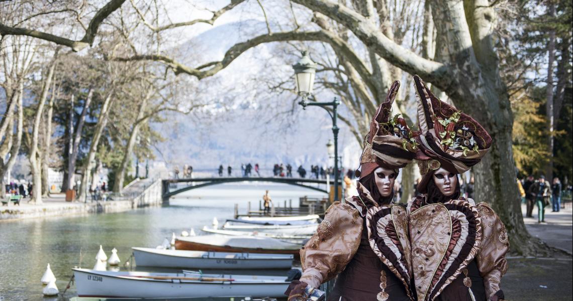 Le carnaval au bord des canaux 