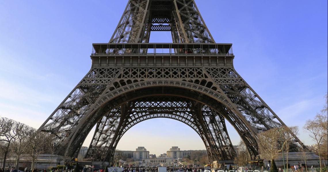 La Tour Eiffel et le Trocadero à l'arrière plan