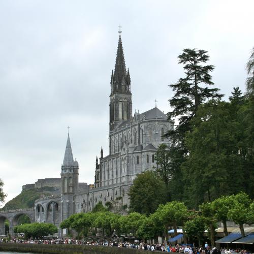 Lourdes - pèlerinage et découvertes