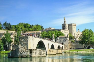 Pont d'Avignon - Crédits Photoprofi30 Shutterstock 