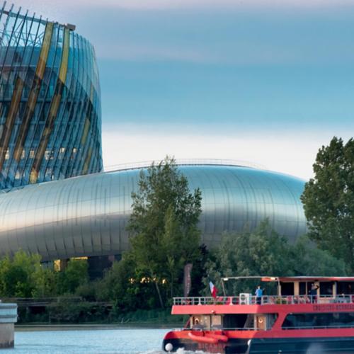 Croisière sur la Garonne & dégustation de vins depuis le dock de la Cité du Vin