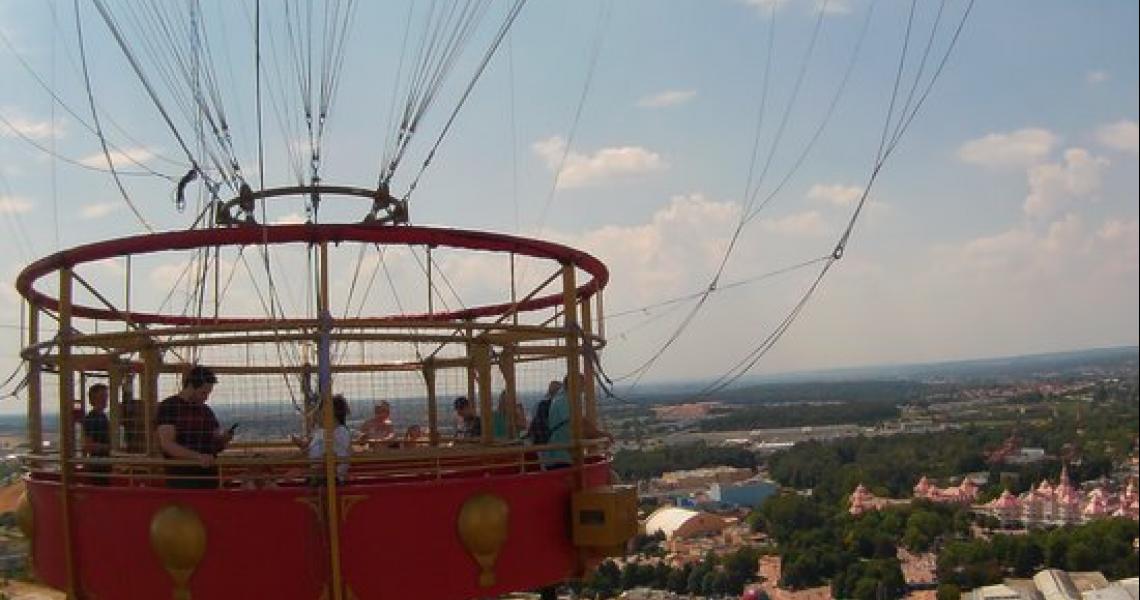 Survol en montgolfière PanoraMagique du Disney® Village
