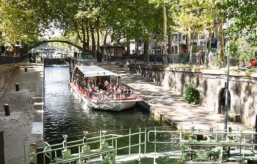 Croisière sur le canal Saint-Martin du musée d’Orsay au parc de la Villette